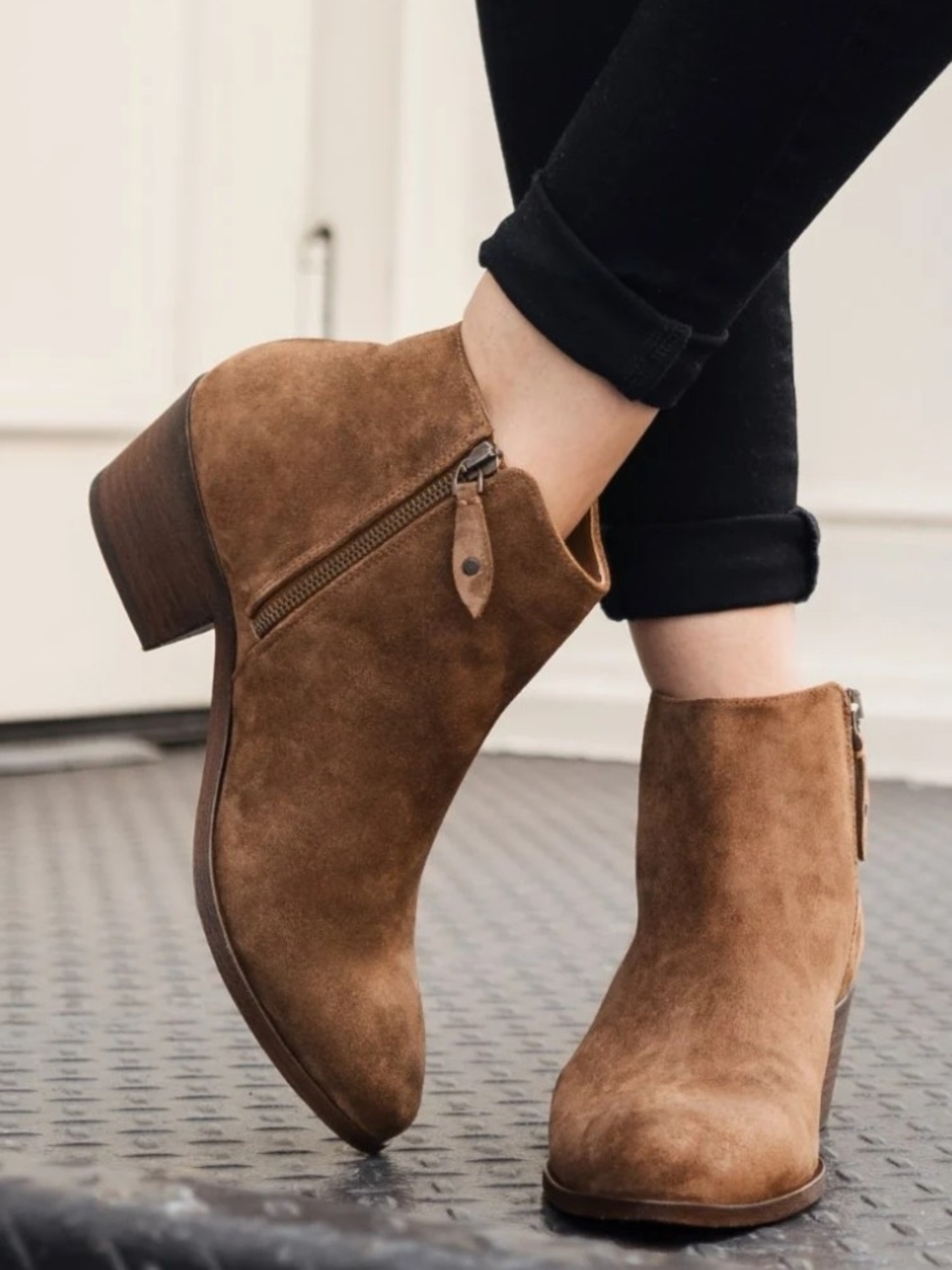Thursday Boot Company Everyday Leather Suede Ankle Bootie - sz 8